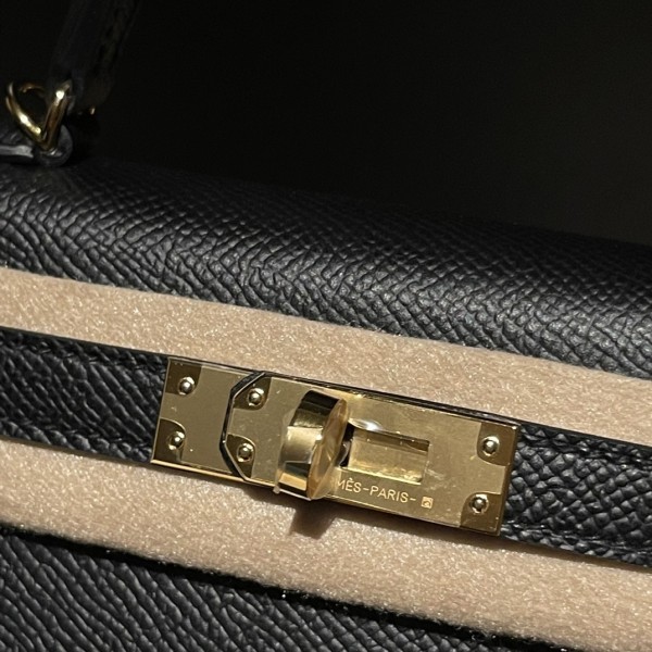  Handbags Hermes Mini Kelly