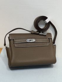  Handbags Hermes  to go