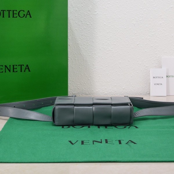 handbags Bottega Veneta 6815# size:17.5*9.5*5cm