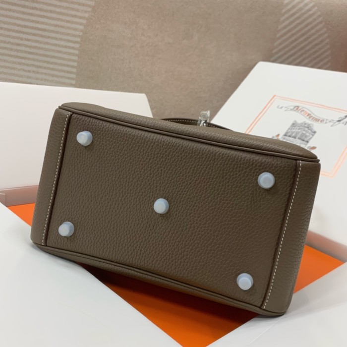  Handbags Hermes Lindy size：26 cm
