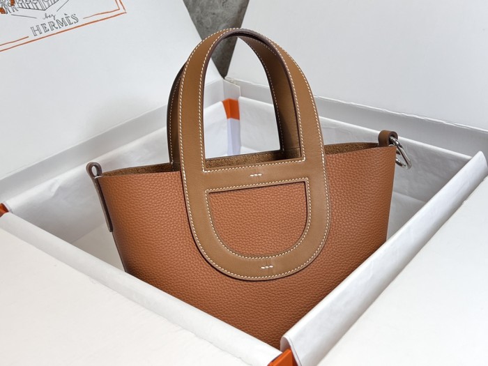  Handbags Hermes in the loop size:18 cm