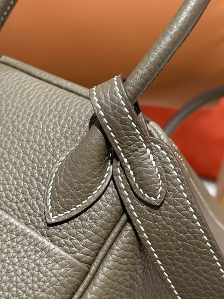  Handbags Hermes Lindy size:26 cm