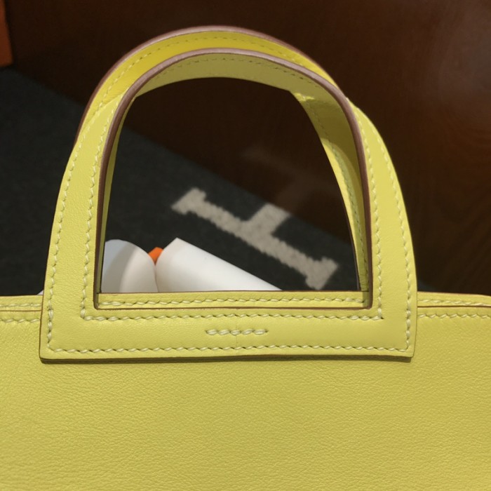 Handbags Hermes Halzan  size:22 cm
