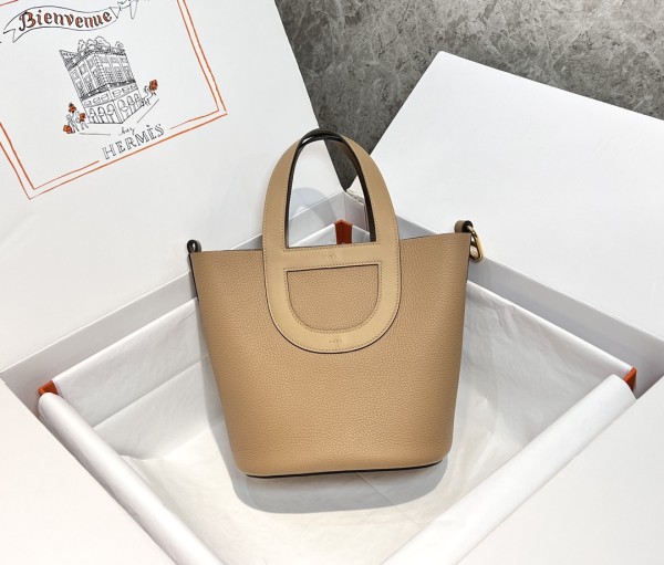  Handbags Hermes in the loop size:18 cm