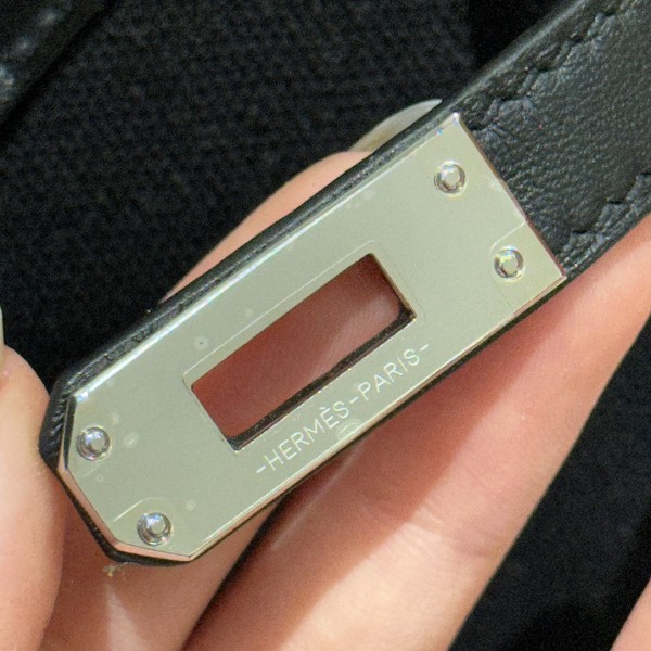  Handbags Hermes Mini bolide size:19*14*8 cm