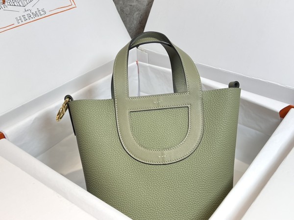  Handbags Hermes in the loop size:18 cm
