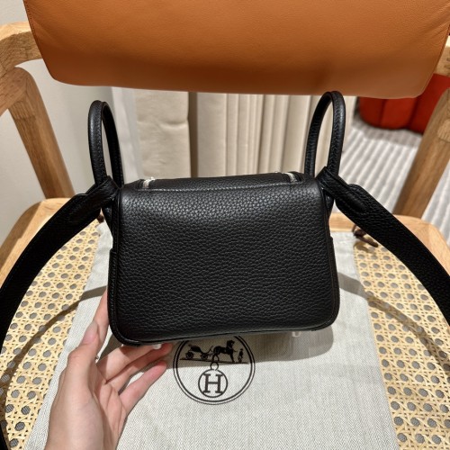  Handbags Hermes mini Lindy size:19 cm