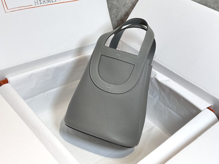  Handbags Hermes in the loop size:18 cm
