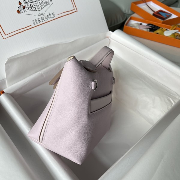  Handbags Hermes mini ever color size：21 cm