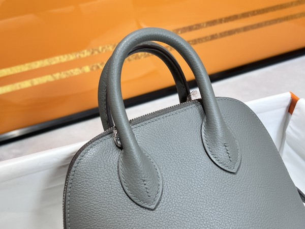  Handbags Hermes Mini bolide size:19*14*8 cm