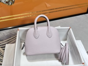  Handbags Hermes Mini bolide size:19*14*8 cm