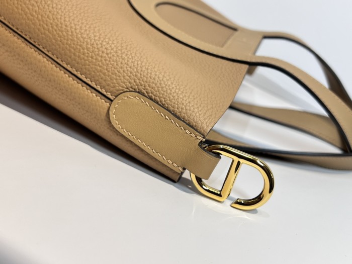  Handbags Hermes in the loop size:18 cm