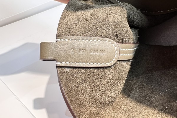  Handbags Hermes in the loop size:18 cm