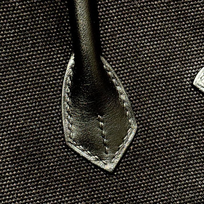  Handbags Hermes Mini bolide size:19*14*8 cm