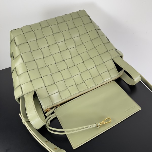 handbags Bottega Veneta 730327 size:28*21