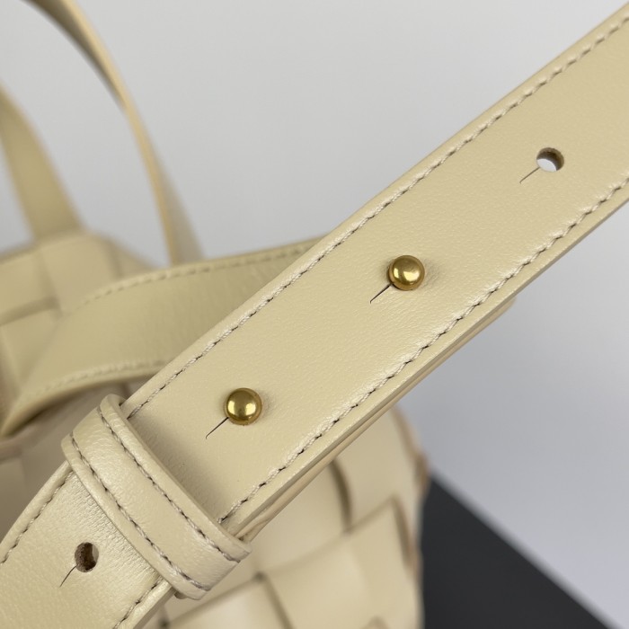 handbags Bottega Veneta 730327 size:28*21
