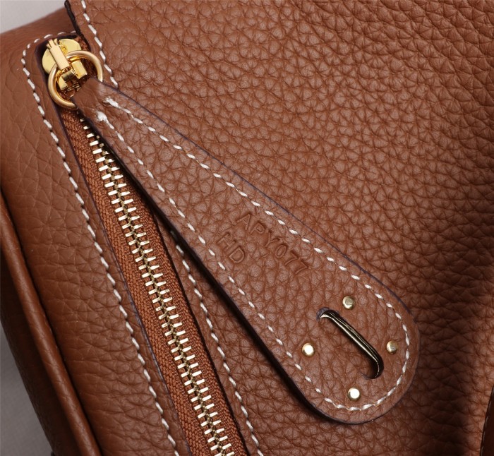  Handbags Hermes mini Lindy size:19 cm