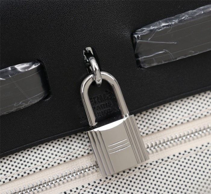  Handbags Hermes Cabag size:31 cm