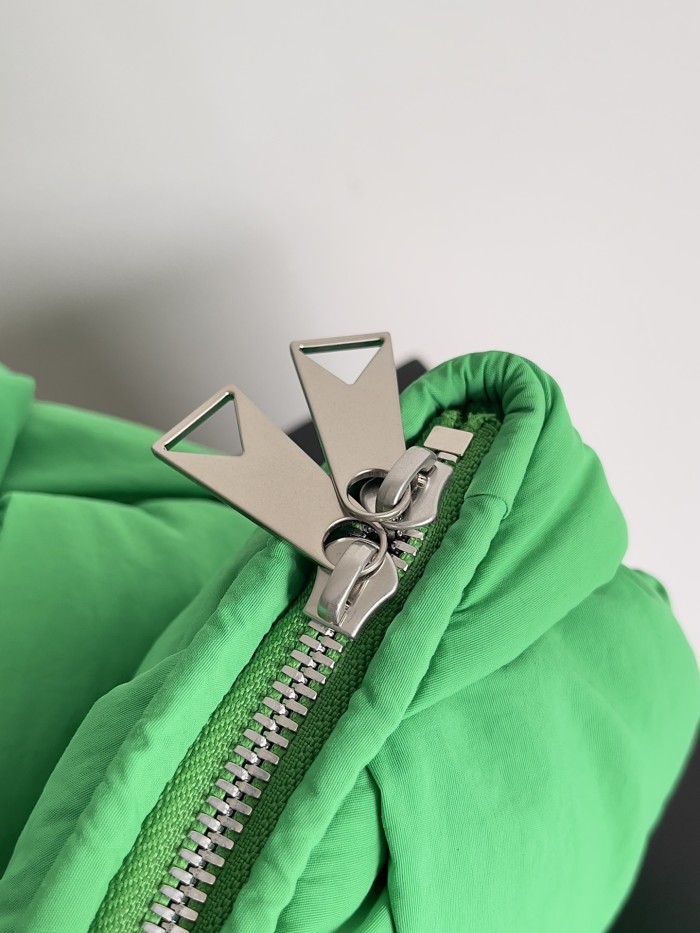 handbags Bottega Veneta 690891 size:42*26*13cm