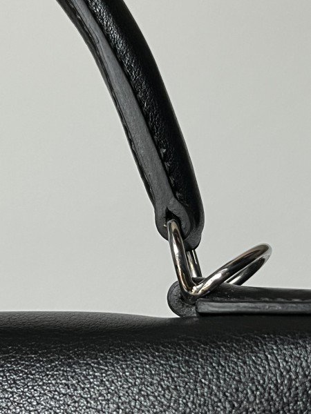  Handbags Hermes Lakis