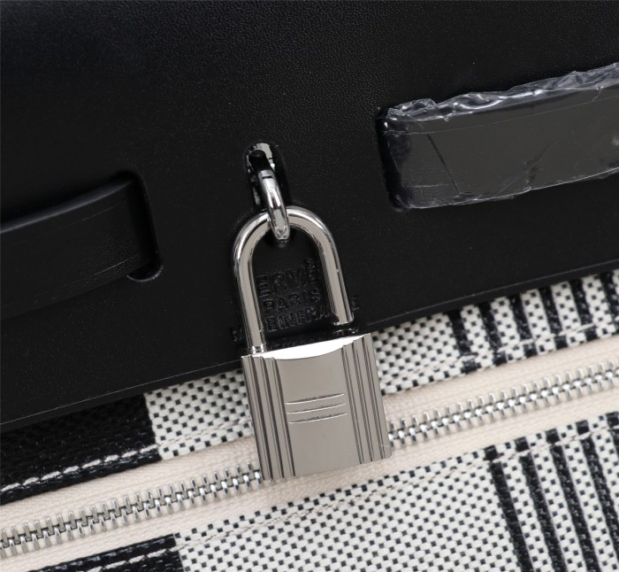  Handbags Hermes Cabag size:31 cm