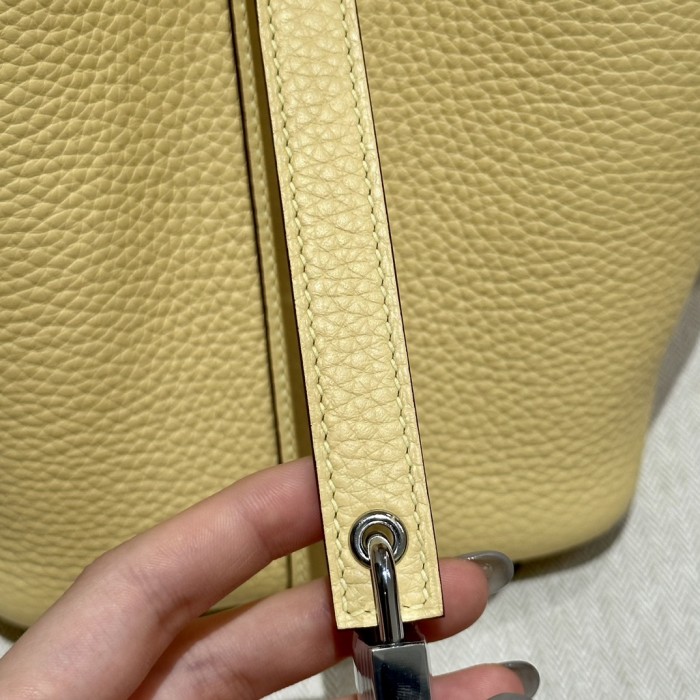  Handbags Hermes  Picotin lock size:18 cm