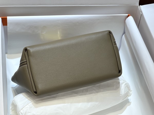  Handbags Hermes mini 2424 