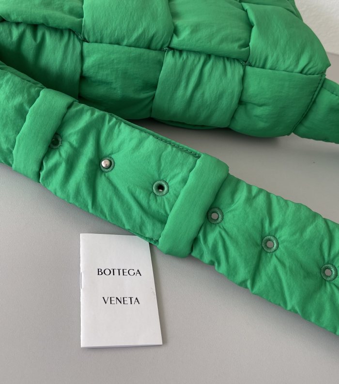 handbags Bottega Veneta 628951 size:32*19*14