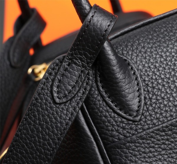  Handbags Hermes mini Lindy size:19 cm