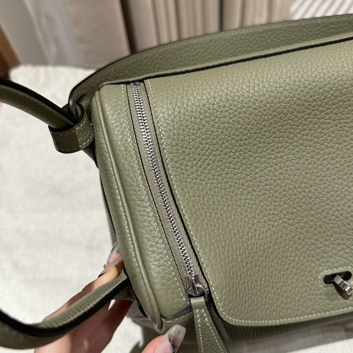  Handbags Hermes Lindy size:30 cm