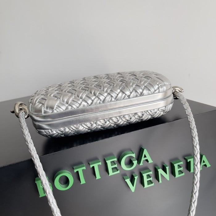 handbags Bottega Veneta 717623 size:20.5*6*12.5cm