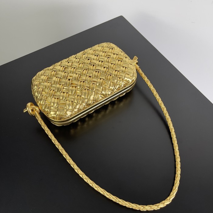 handbags Bottega Veneta 717623 size:20.5*6*12.5cm
