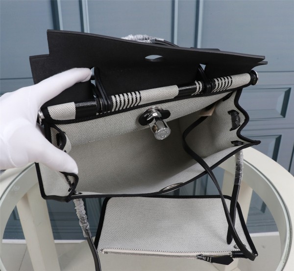  Handbags Hermes Cabag size:31 cm