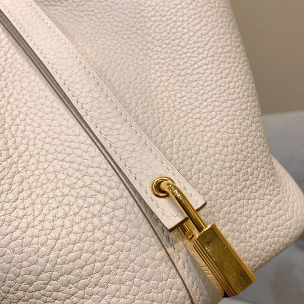  Handbags Hermes Picotin Lock  size:18 cm
