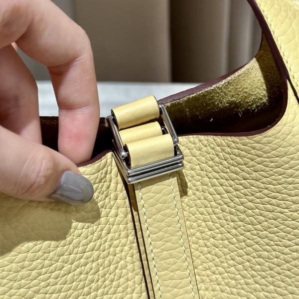  Handbags Hermes  Picotin lock size:18 cm