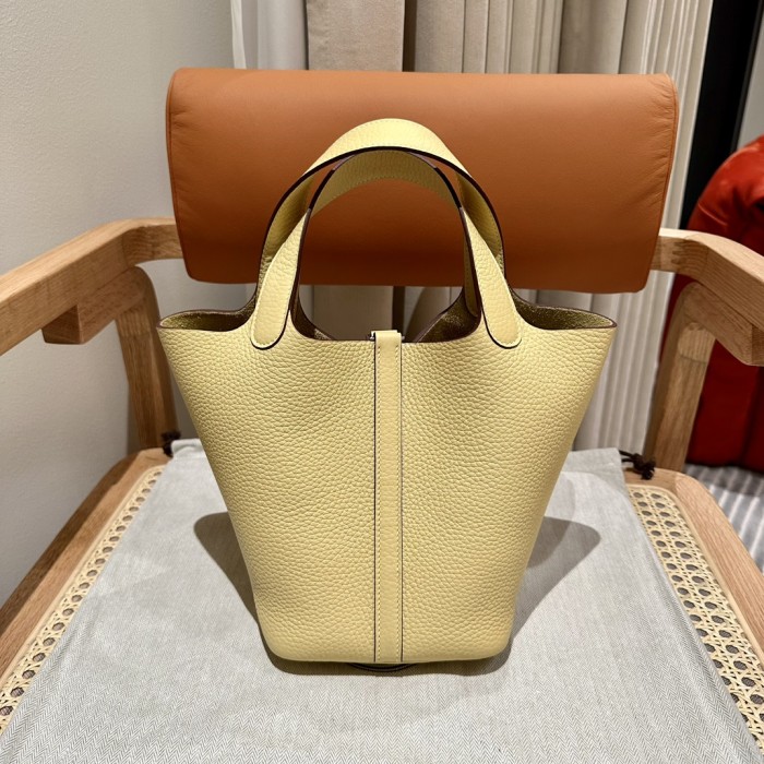  Handbags Hermes  Picotin lock size:18 cm