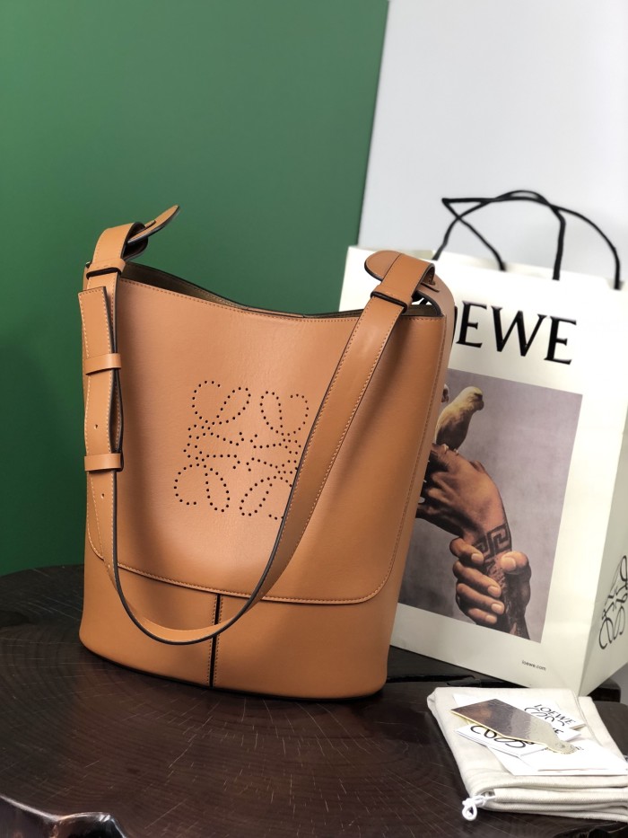  Handbags LOEWE Anagram size:32-26-13 cm