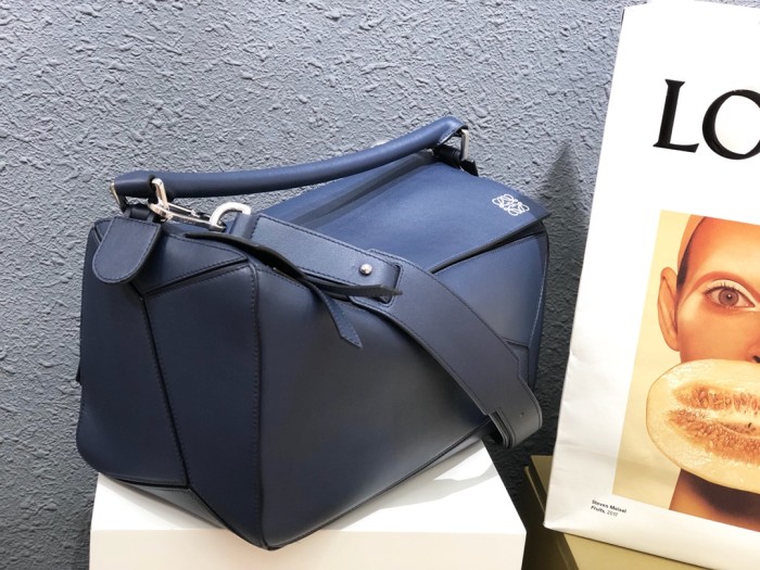  Handbags LOEWE Ykk size:35x17x24 cm