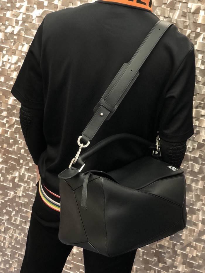  Handbags LOEWE Ykk size:35x17x24 cm