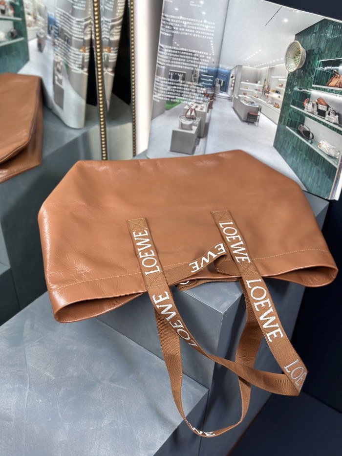  Handbags LOEWE 𝙁𝙤𝙡𝙙 𝙎𝙝𝙤𝙥𝙥𝙚𝙧 size:50×20×31 cm