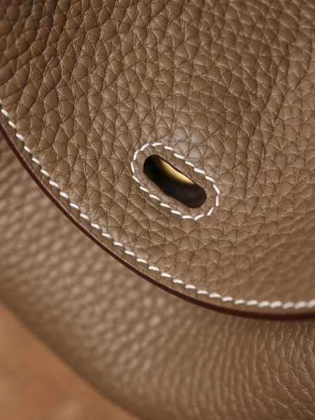  Handbags Hermes Lindy size:26x 18x14 cm