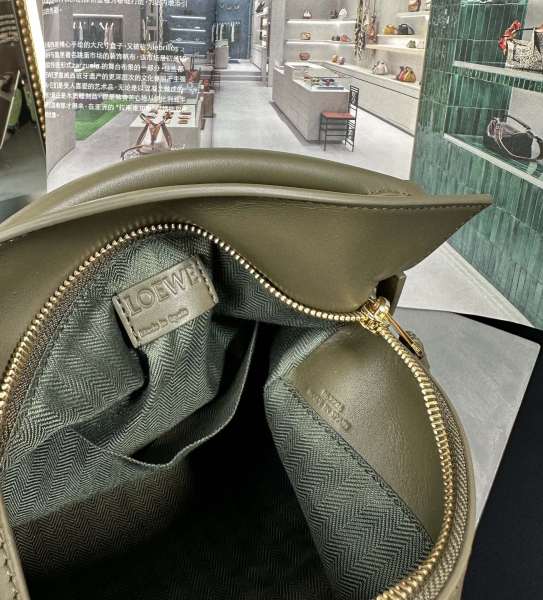  Handbags LOEWE 𝙿𝚞𝚣𝚣𝚕𝚎 𝚎𝚍𝚐𝚎 size:24×16.5×10.5 cm