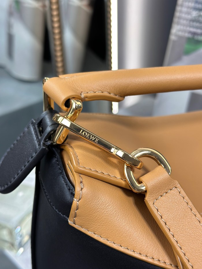  Handbags LOEWE Jonathan Anderson size:24-10.5-16 cm