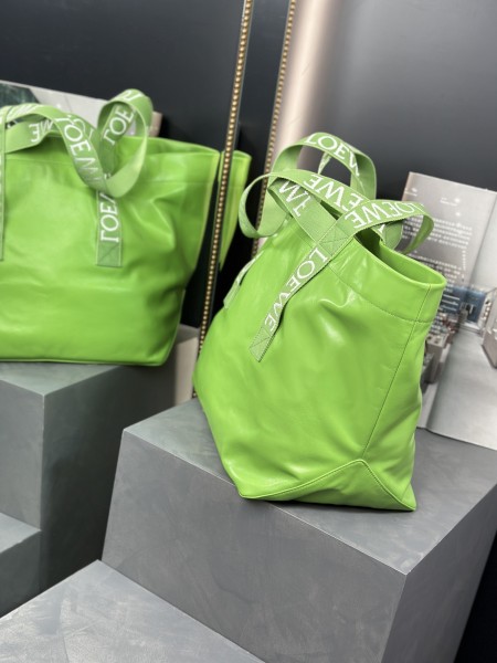  Handbags LOEWE 𝙁𝙤𝙡𝙙 𝙎𝙝𝙤𝙥𝙥𝙚𝙧 size:50×20×31 cm