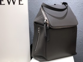  Handbags LOEWE Goya backpack size:34×w15×H41 cm