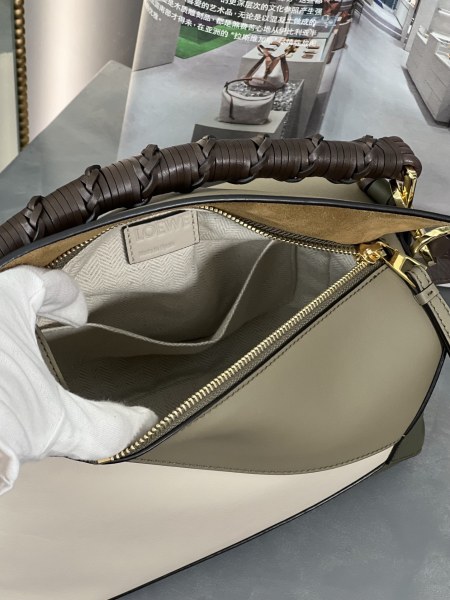  Handbags LOEWE Jonathan Anderson size:24-10.5-16 cm