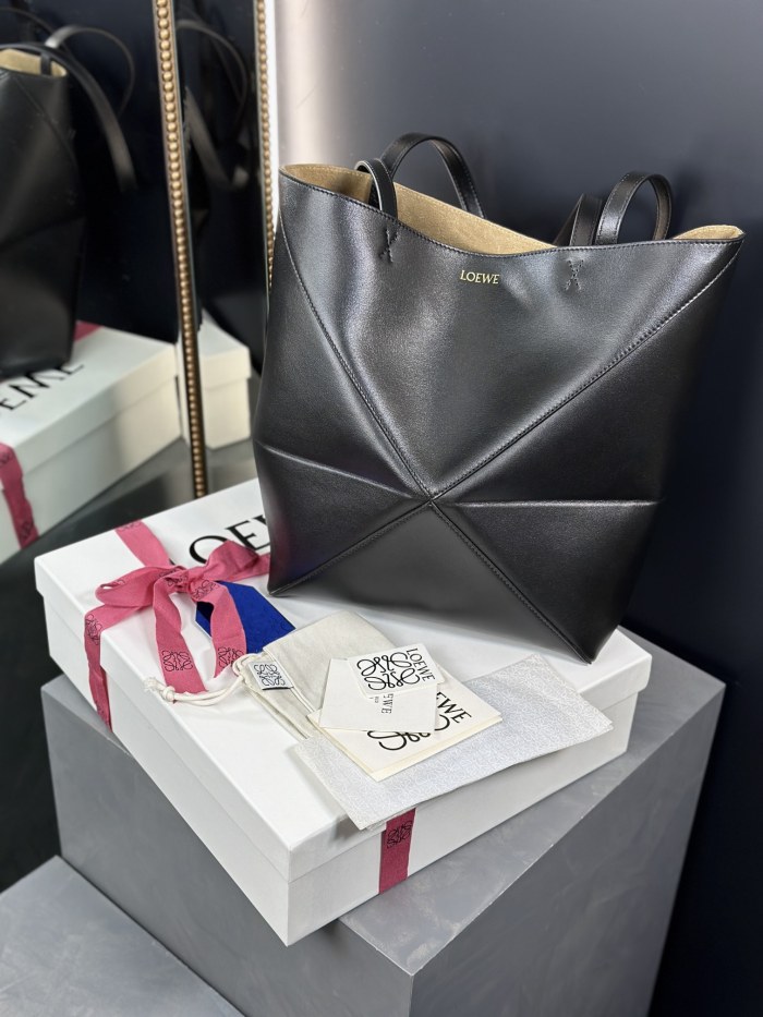  Handbags LOEWE 𝙋𝙪𝙯𝙯𝙡𝙚 𝙁𝙤𝙡𝙙  size:25.5-14.5-31.5 cm
