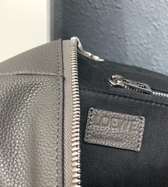  Handbags LOEWE Goya backpack size:34×w15×H41 cm