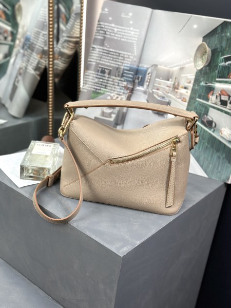  Handbags LOEWE Jonathan Anderson size:24-10.5-16 cm