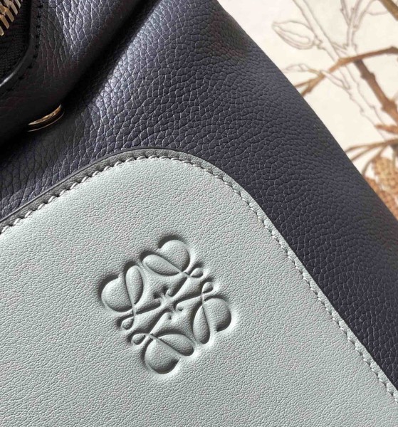  Handbags LOEWE Goya backpack size:34×w15×H41 cm